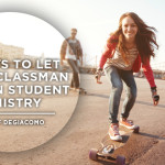 5 Ways to Let Upperclassman Lead in Your Student Ministry
